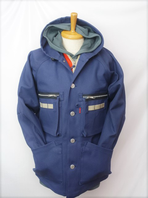 (Ｍ）身幅58ｃｍ　8号帆布・フード付きジャケット  男女兼用です。