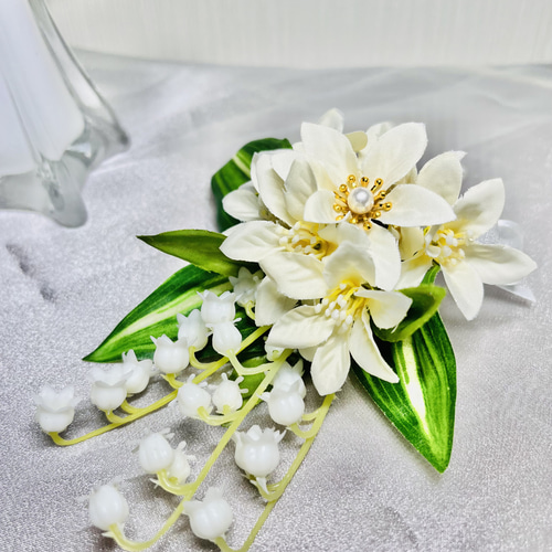 まんまるドーム型ブライダルブーケ、ブートニア、花冠 ブーケ