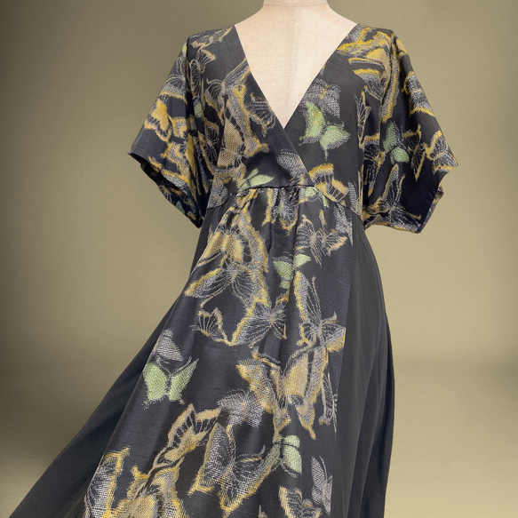 蝶々柄 華やぐステージ映えワンピ 高身長 トールサイズ対応 パニエ対応 着物リメイク ワンピース チョウ柄 10枚目の画像