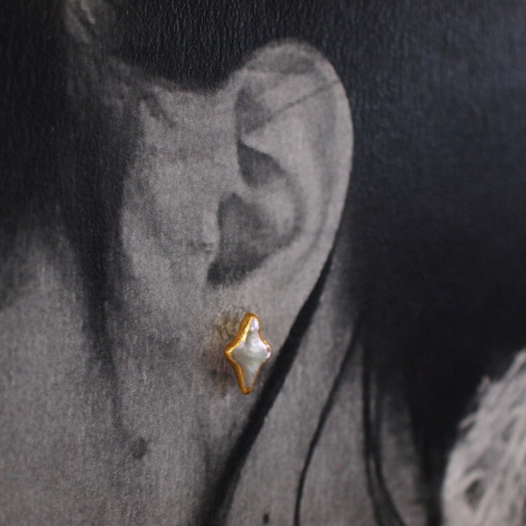 Emoji閃粉金箔珍珠【耳環】-KiraKira- 四尖星淡水珍珠單耳釘 第10張的照片