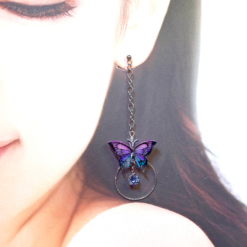 新品　アナスイ　虎　エレガントな星型ピアス 紫色のストーン　アシンメトリー Amazon | ANNA SUI [アナスイ]蝶モチーフ 2WAYピアス SAMA1420