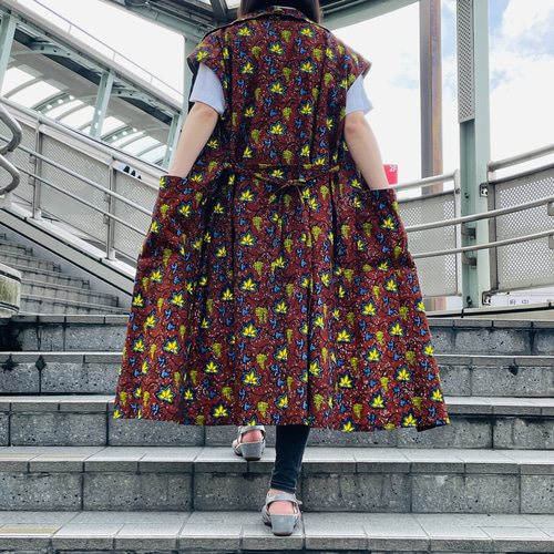 アフリカンプリントのロングジレ ふわっと一枚 ベスト アトリエ・ヌウ 
