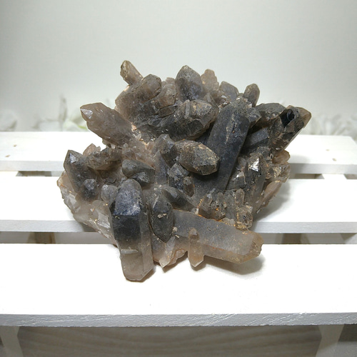 煙水晶 スモーキークォーツ 母岩無し 原石 361g クラスター 煙水晶 スモーキークォーツ 母岩無し 原石 361g クラスター