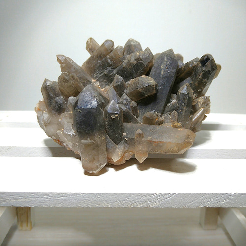 煙水晶 スモーキークォーツ 母岩無し 原石 361g クラスター