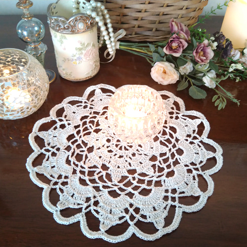 レース編み・キラキラサークルドイリー（直径26） その他インテリア