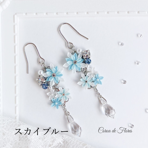 水晶とオパールによる宝石のお花のサージカルステンレスピアス