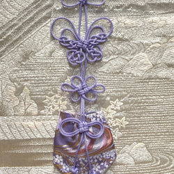 かりろく（掛け香）蝶   ラベンダー系薄紫（wall-hanging incense bag)　 1枚目の画像