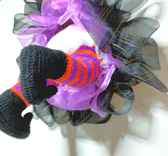 ハロウィン　リース　黒①　飾り　魔女　かぎ編み　編み物 3枚目の画像