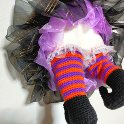 ハロウィン　リース　黒①　飾り　魔女　かぎ編み　編み物 4枚目の画像