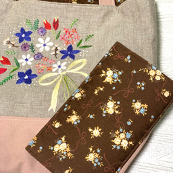 花束刺繍の巾着トートバッグ 5枚目の画像