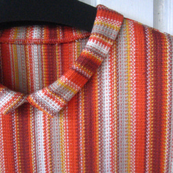 編み目の綺麗な綿ニット・ストライプ・衿付きチュニック・レッド 1枚目の画像