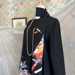 着物リメイク　黒留袖ドレス　扇面に花車　Aライン　ハンドメイド 2枚目の画像