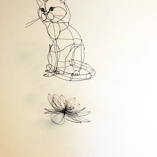 ねこのワイヤーアート Trying a new expression this summer. What I'll find out when