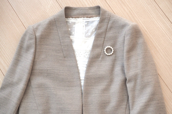 【送料無料】サークルブローチ　スワロフスキーパール✨入学式/卒業式　フォーマルにも普段にも♪ 4枚目の画像