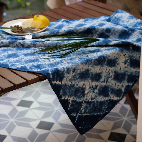 藍染紮染草木染桌布 indigo藍餐墊雙面隔熱墊餐巾拍照道具 第3張的照片