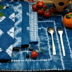 藍染紮染草木染桌布 indigo藍餐墊雙面隔熱墊餐巾拍照道具 第7張的照片