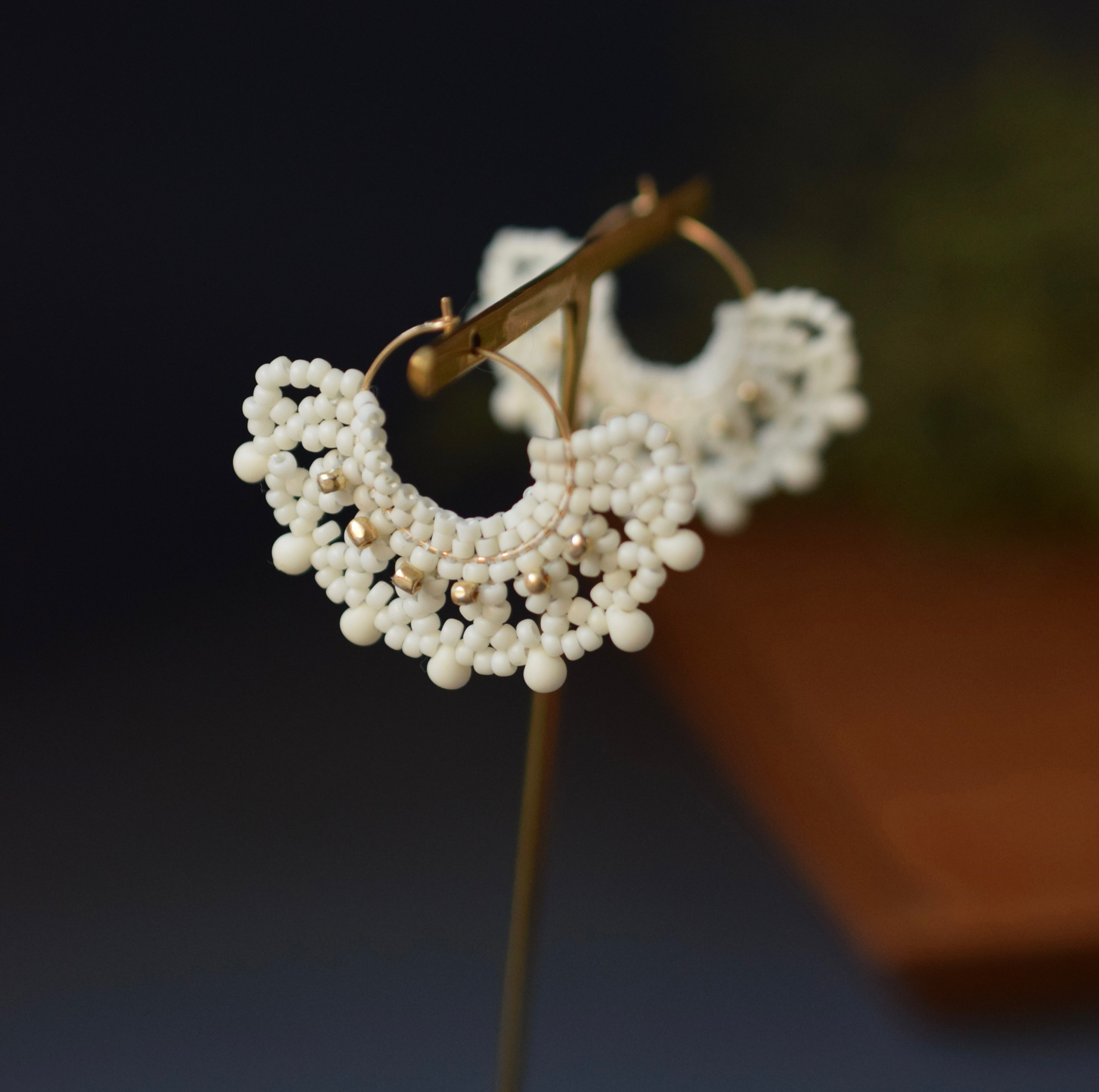 lace -S- ホワイト/ レース編み 14kgf イヤリング可 大人上品 白