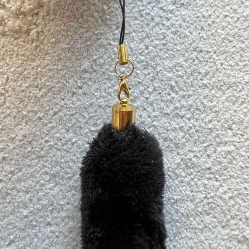 黒猫 しっぽストラップ しっぽキーホルダー 猫 アニマルボア akaneko