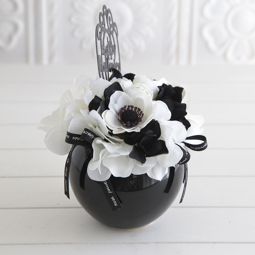 モノトーンアネモネアレンジ【ハロウィンデコレーション