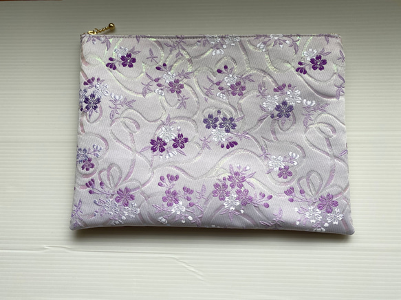 金襴　2柄　ポーチ　25センチ　薄紫とクリーム　数寄屋袋　バッグインバッグ　310 3枚目の画像