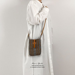 時尚義大利製造格倫格紋秋季棕色斜背包真皮智慧型手機保護套手拿包 第2張的照片