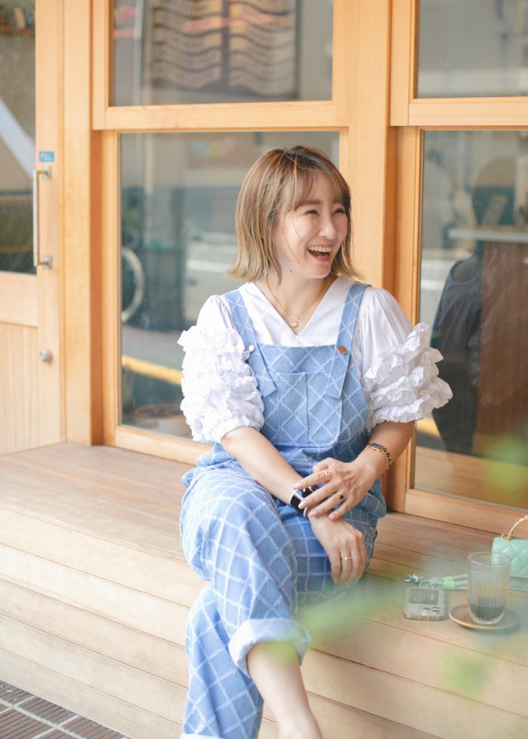 フリンジデニムオーバーオール（ライトブルー/インディゴブルー