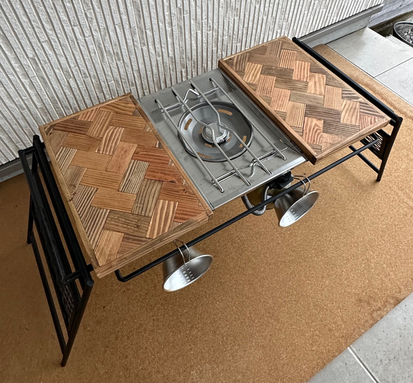 フラットバーナ－テーブルアイアンigtテーブル ヘンリボーン柄 2枚目の画像