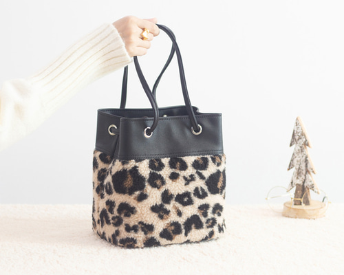 7ec181511b864112d9436cf37e5f9a