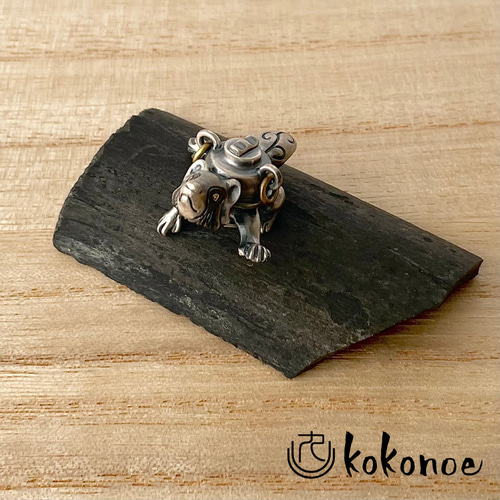 分福茶釜ペンダントトップ【silver925・真鍮】 ペンダントトップ