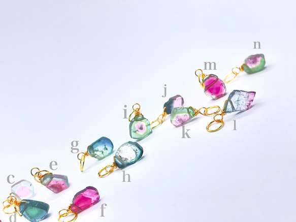 選べるウォーターメロントルマリンのチャーム◇天然石原石スライス 3枚目の画像