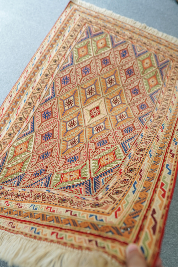 131×89cm アフガニスタン の マシュワニ手織り キリム 手織り絨毯 5枚目の画像