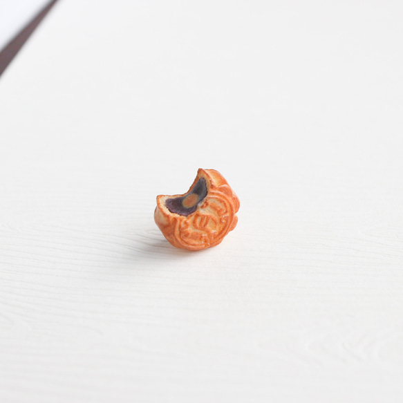 廣式月餅-圓(古月倚櫺) 咬一口 單顆 單耳 耳環 中秋節 第3張的照片