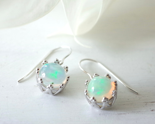 【秋gem】プレシャスオパール☆天然石ピアス 秋gem】プレシャスオパール☆天然石ピアス 秋gem】プレシャス