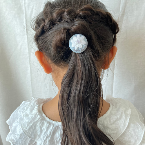 ❁hAnafany❁(専用) くるみボタン　鳥刺繍　ヘアゴム 6051256e7fdafe496199aa9eea8ae0