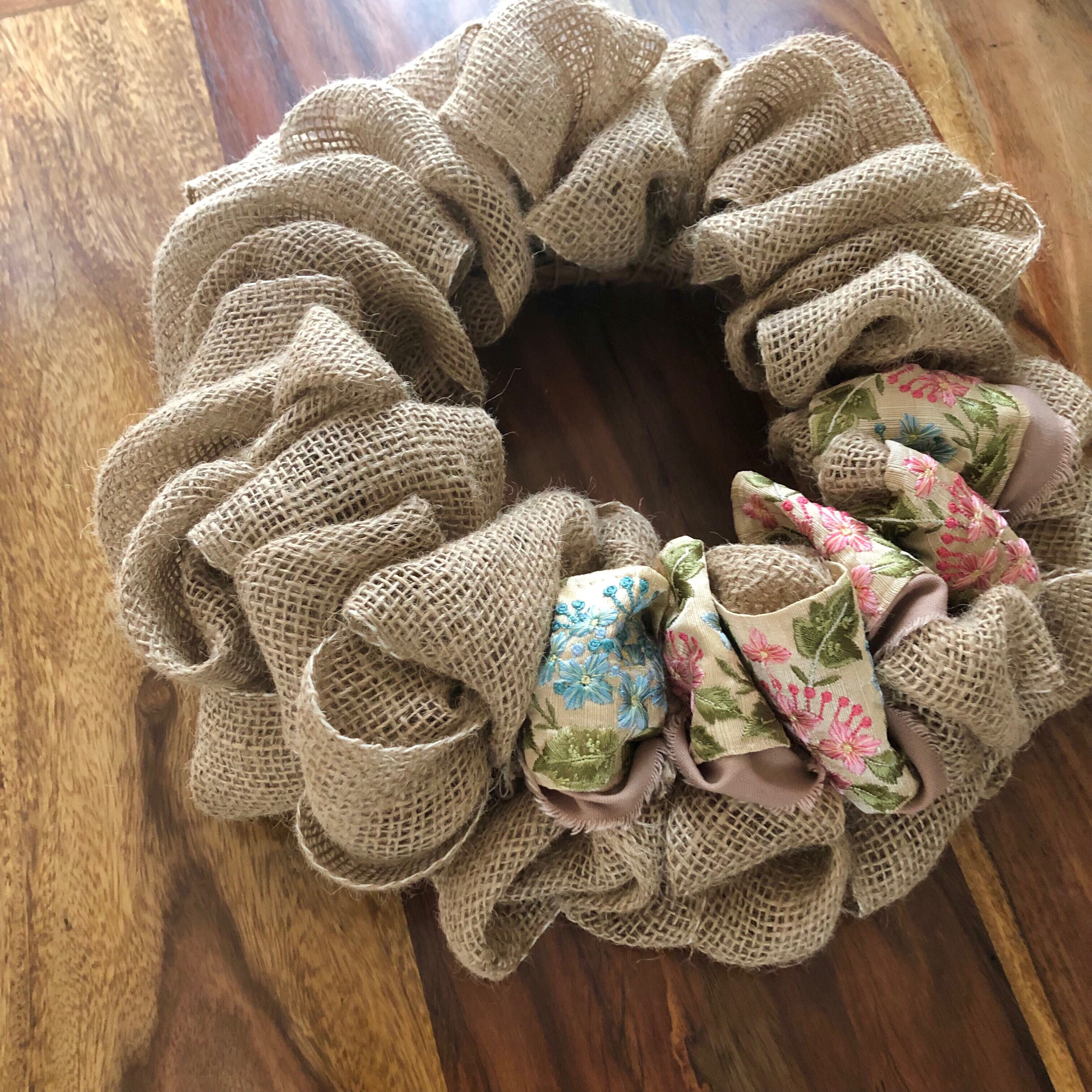 ＊418＊布リース　クリスマスリース　インド刺繍リボン　フラワーリース 418＊布リースクリスマスリースインド刺繍リボンフラワーリース