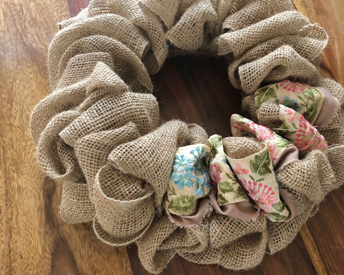 ＊418＊布リース　クリスマスリース　インド刺繍リボン　フラワーリース 418＊布リース クリスマスリース インド刺繍リボン フラワー