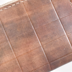 手工染色皮革錢包“巧克力No.34（L型拉鍊迷你錢包）” 第2張的照片
