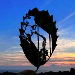 オーダー】葉っぱの切り絵／人物（額付） 切り絵 ALOHA WIND