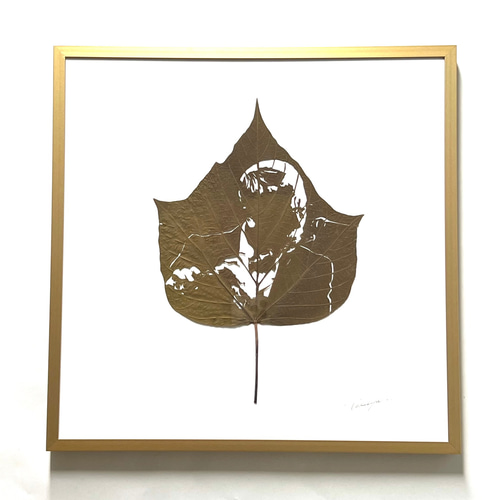 オーダー】葉っぱの切り絵／人物（額付） 切り絵 ALOHA WIND