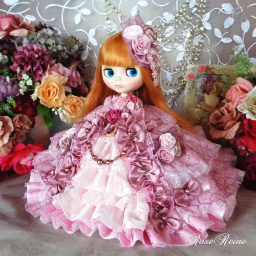 ベルサイユの薔薇 麗しのモーブローズ 優雅なロマンティックボリューム