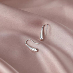 AOI Jewel ピアス しずく型 レディース ファッション しずく シンプル 両耳ペア フックピアス 雫 ドロップ 3枚目の画像