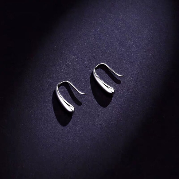 AOI Jewel ピアス しずく型 レディース ファッション しずく シンプル 両耳ペア フックピアス 雫 ドロップ 2枚目の画像