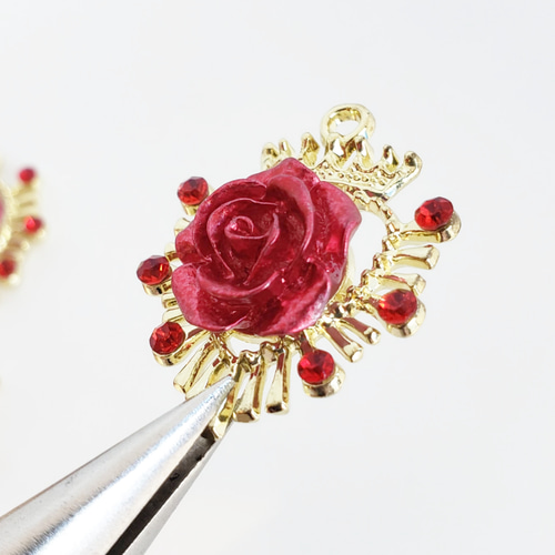 2個 大 薔薇 ローズ 王冠 ハート ゴシック パーツ チャーム/赤