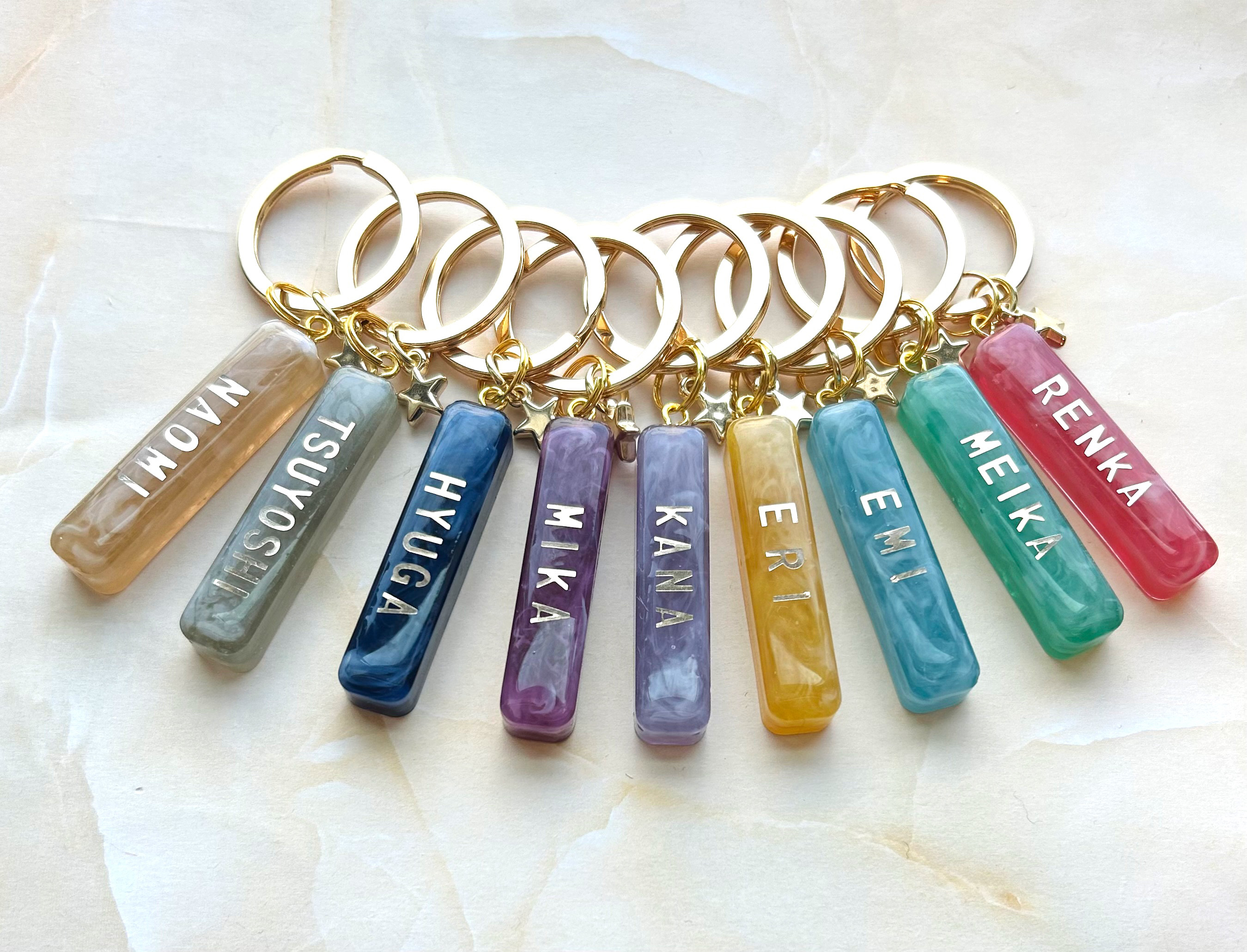 レジンキーホルダー 名前入れます♡ キーリング おしげ♡ 通販