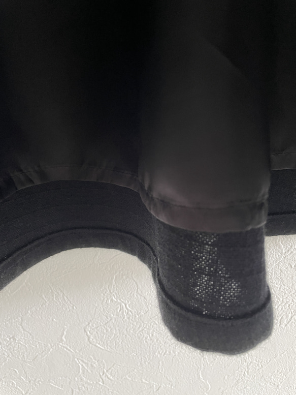 ウール混のブラックのフレアスカート(チェック) 7枚目の画像
