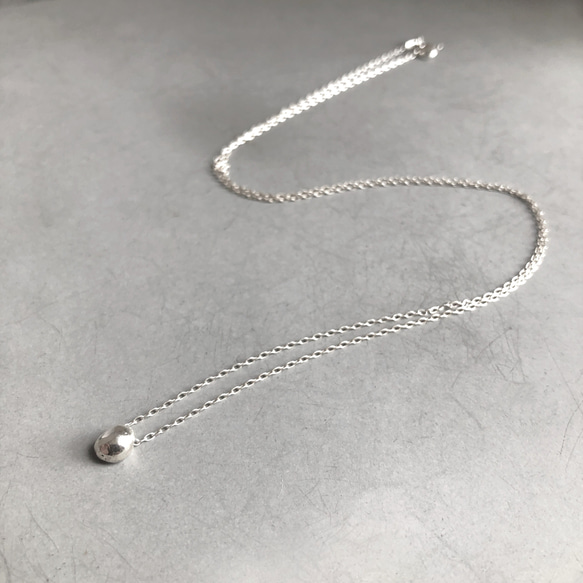 【メルマガ掲載】 melt necklace silver SS size /シルバー/ネックレス/溶かした銀/シンプル 2枚目の画像