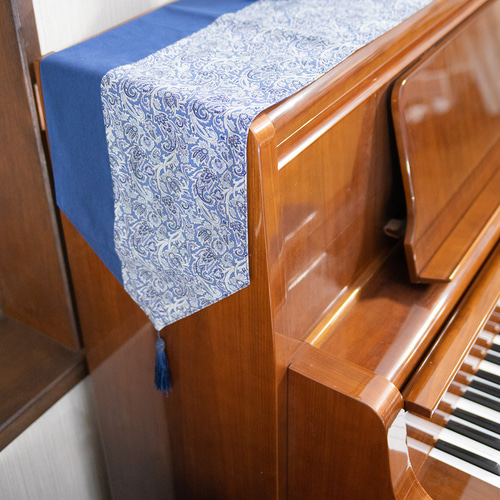 アメリカ輸入生地 テーブルランナー 180×30㎝ ペイズリー柄 ブルー