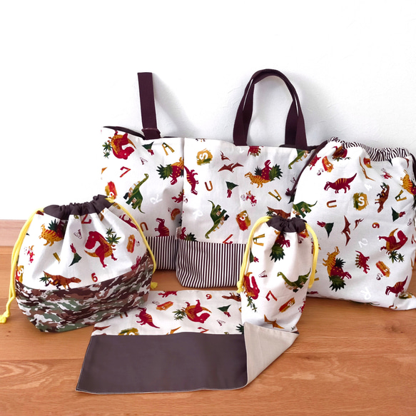 〈sii mama〉入園入学グッズ　恐竜柄 入園・入学準備6点セット／恐竜柄 楽天市場】恐竜 入学グッズの通販