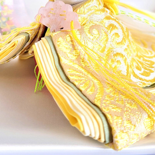 662 ひな祭り 小さな着せ替えお着物〈お姫様〉十二単 菜の花色地