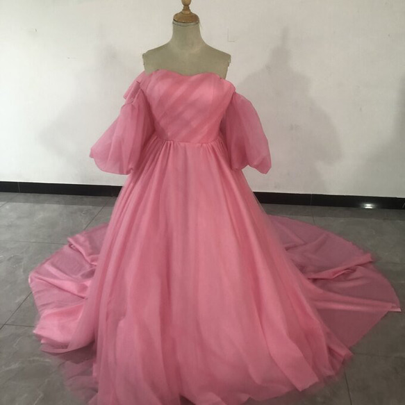 送料無料！人気上昇！パーティードレス ベアトップ ふっくら柔らかな  